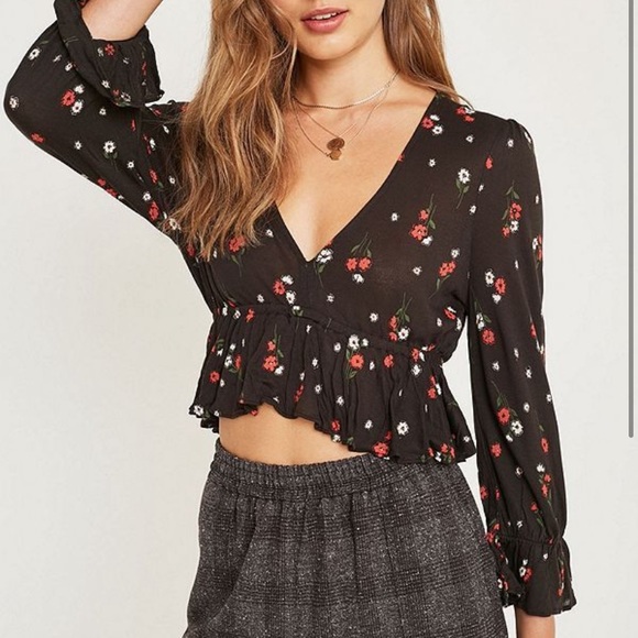 Urban Outfitters Tops - Urban Outfitters cropped peplum blouse size S